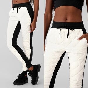 Alo Yoga Airbrush Winter Warm High-Waist Moto Puffer Jogger Pants